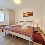 Ab Apartment Podstrana