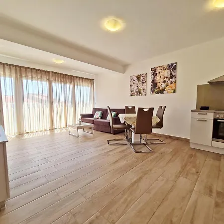 Apartment Ab Podstrana
