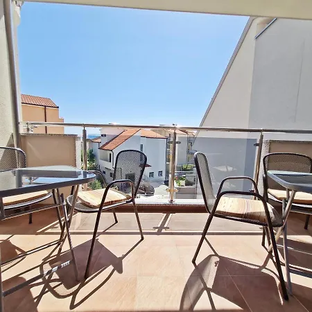 Apartment Ab Podstrana