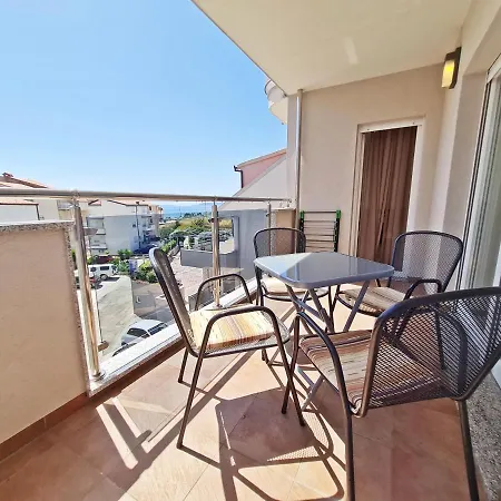 Ab Apartmán *