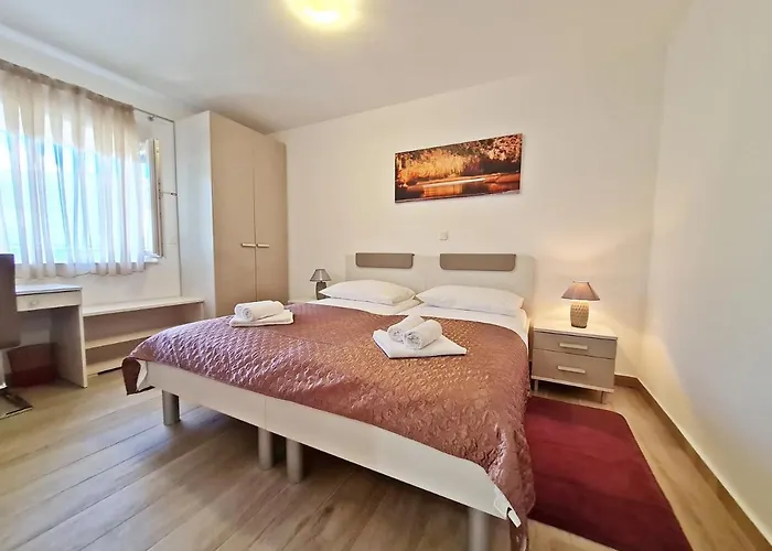 Ab Lejlighed Podstrana