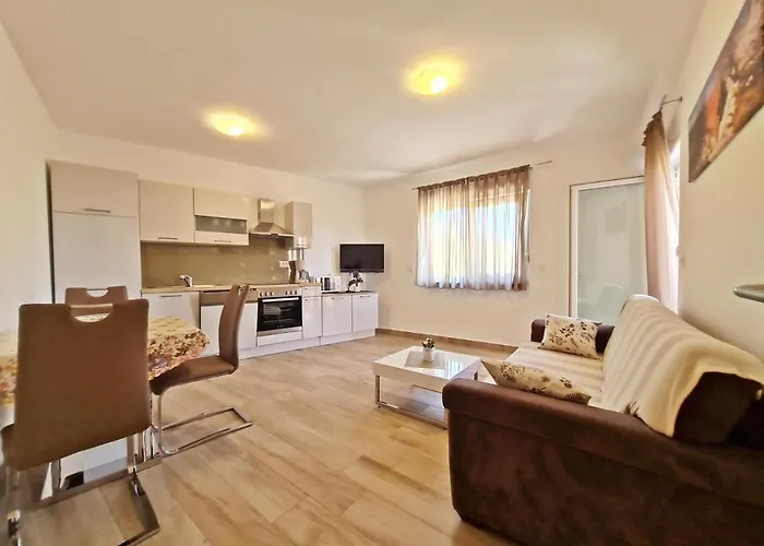 Ab Lejlighed Podstrana